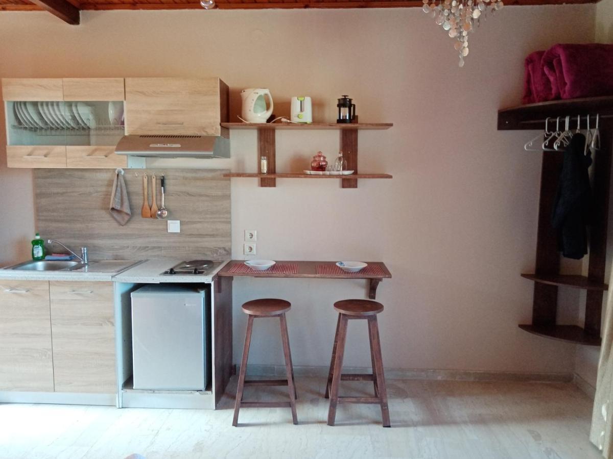 Maria Corfu Apartment Mesongi